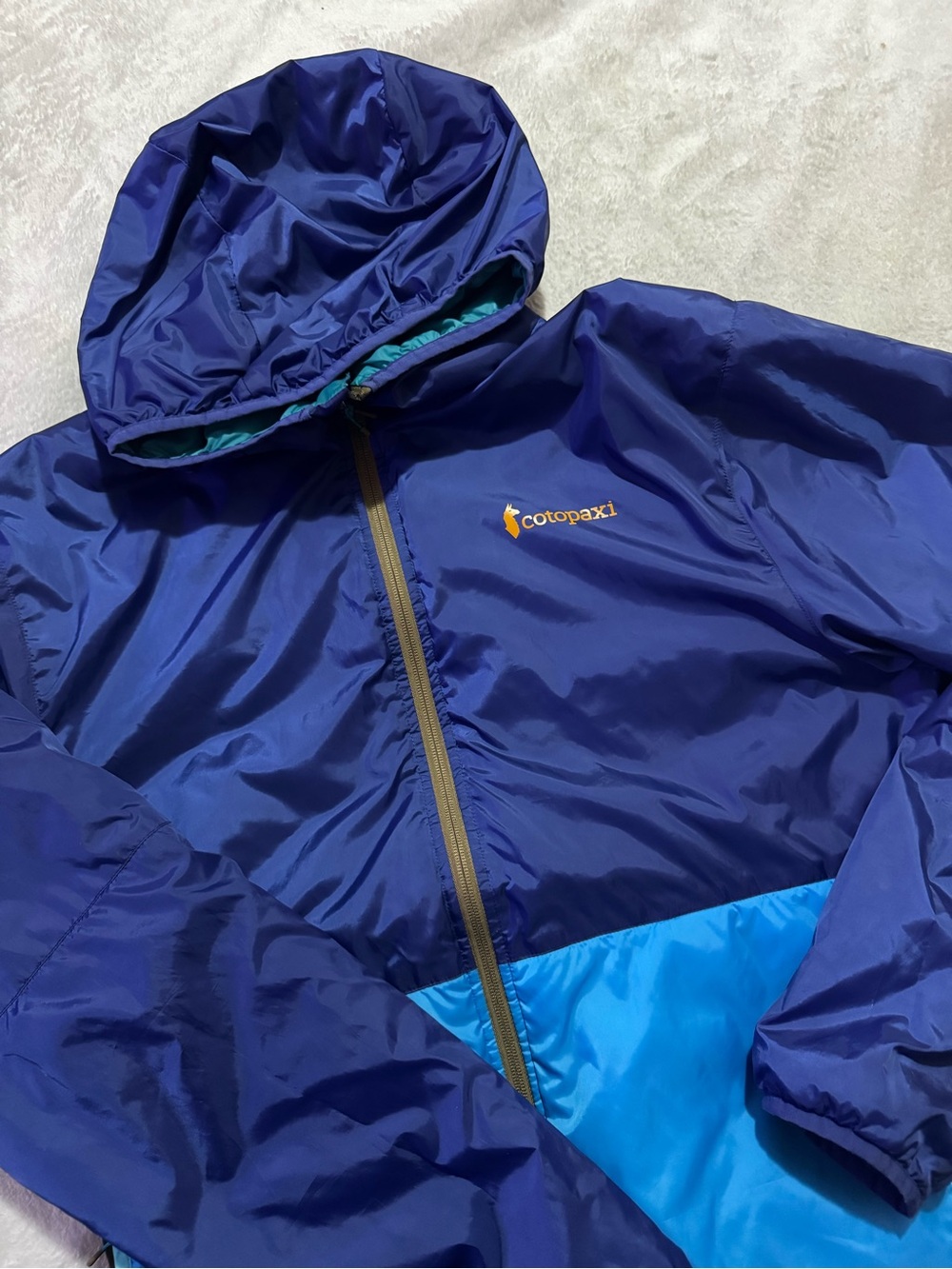 Cotopaxi Women’s Size M Teca Cálido Reversible Colorblocked Hooded jacket